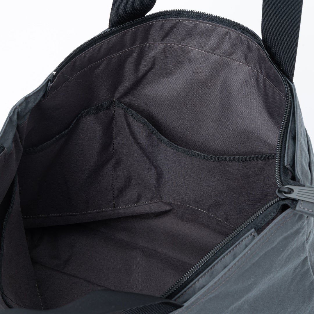 MARGARET HOWELL idea Minimal tech トートバッグ グレー