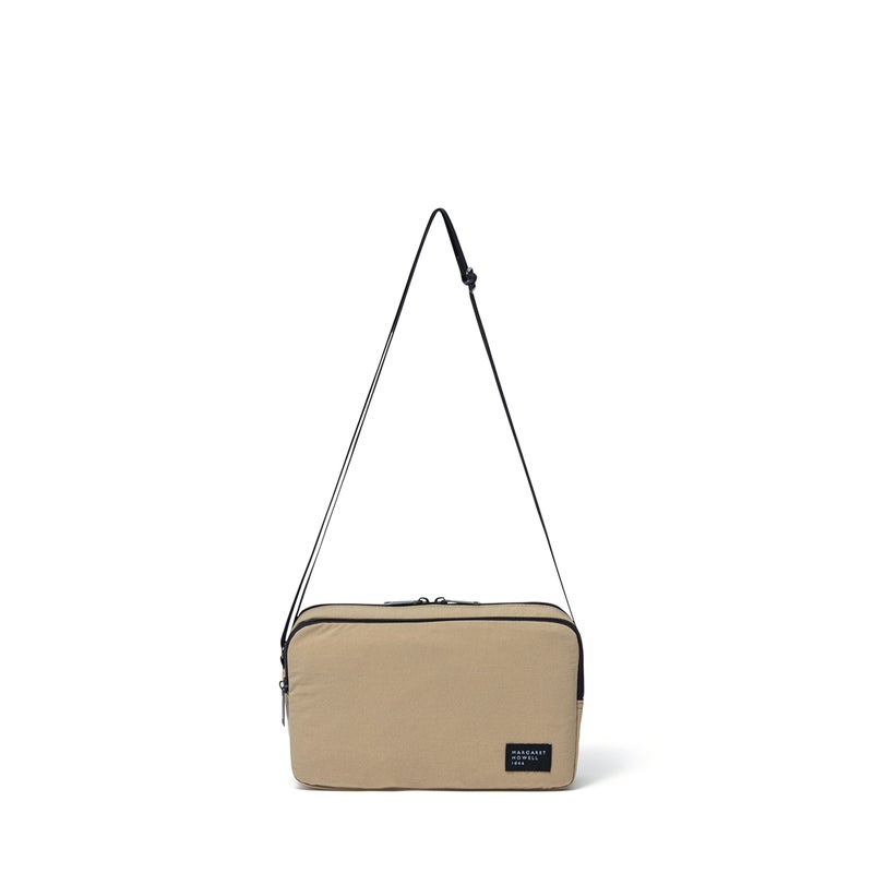MARGARET HOWELL idea Minimal tech ショルダーバッグ ベージュ
