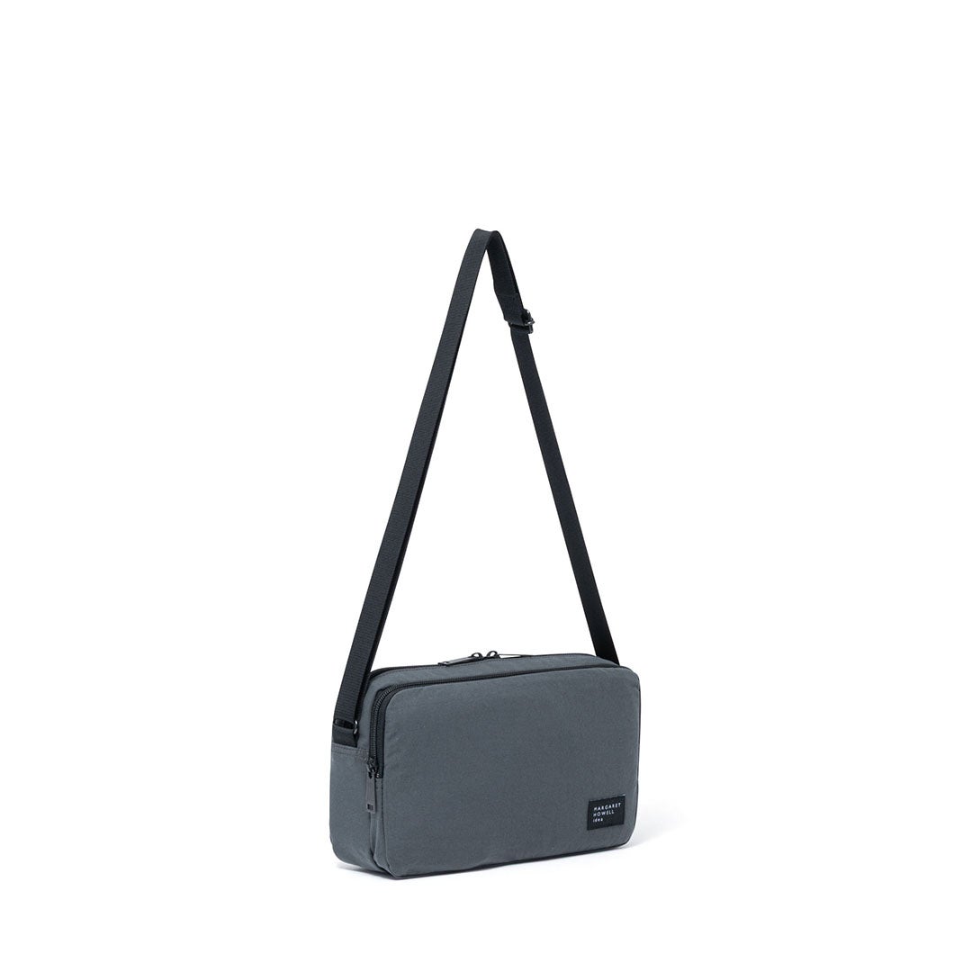 MARGARET HOWELL idea Minimal tech ショルダーバッグ グレー