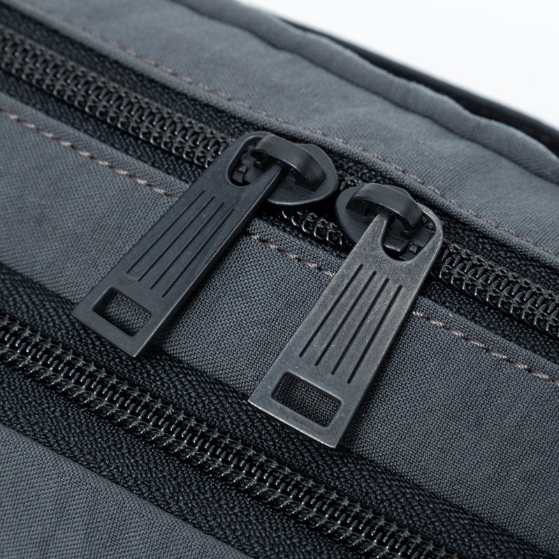 MARGARET HOWELL idea Minimal tech ショルダーバッグ グレー