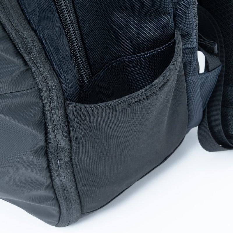 BEAMS DESIGN ABILITY バックパック【BMMH4CR7】 ネイビー