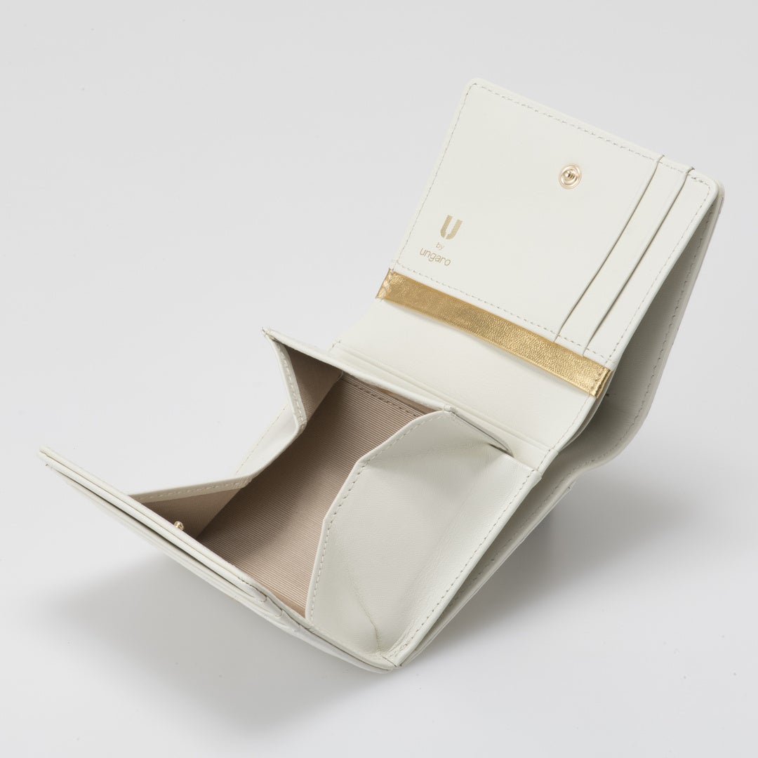 U by ungaro アルバ BOX折り財布 オフホワイト